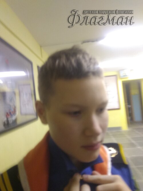 d77d0f54.ID Photo.030312